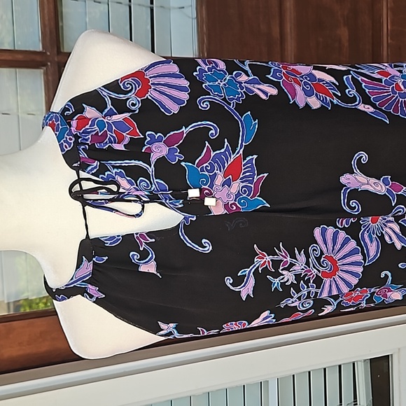 Alice & Trixie 💯 Silk Halter Black Dress - Picture 2 of 5